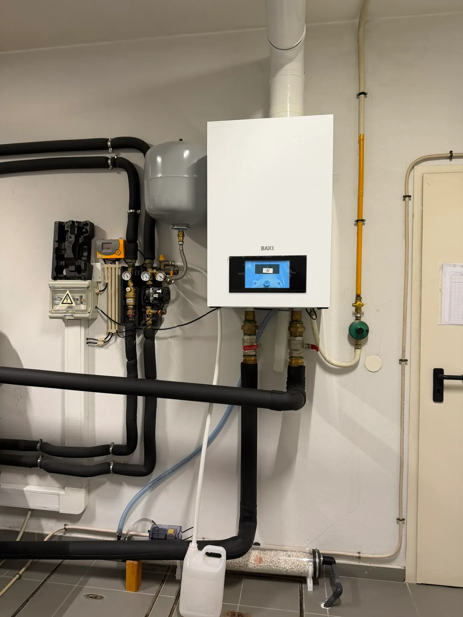 Reabilitação energética integrada no Centro Social da Paróquia de Boa Aldeia: seis intervenções, um só projeto - foto 4
