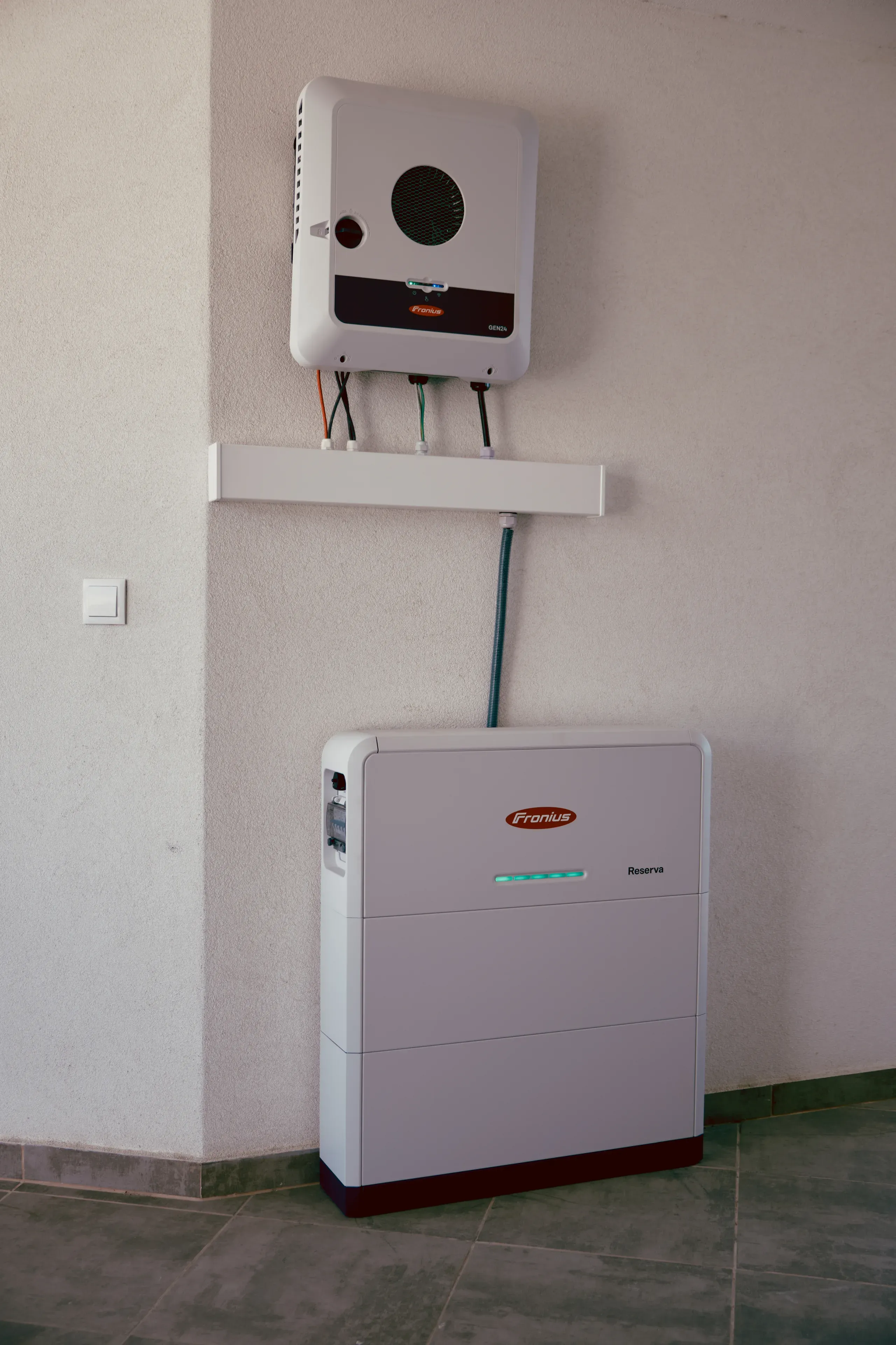 Fotovoltaico, armazenamento e backup em Viseu: energia disponível mesmo com falha de rede - foto 11